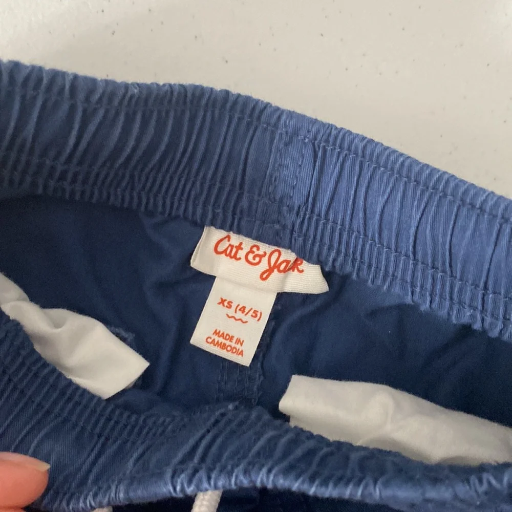 Cat & Jack Boy’s Blue Cargo Style Shorts Size XS (4/5)